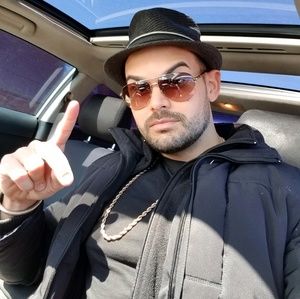 Meet your Posher, Josue